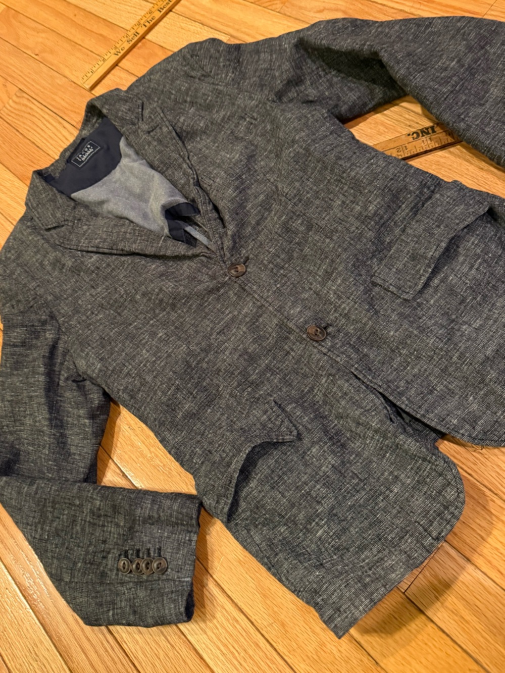 JACHS Tailoring Gray Textured Blazer with Navy Lining